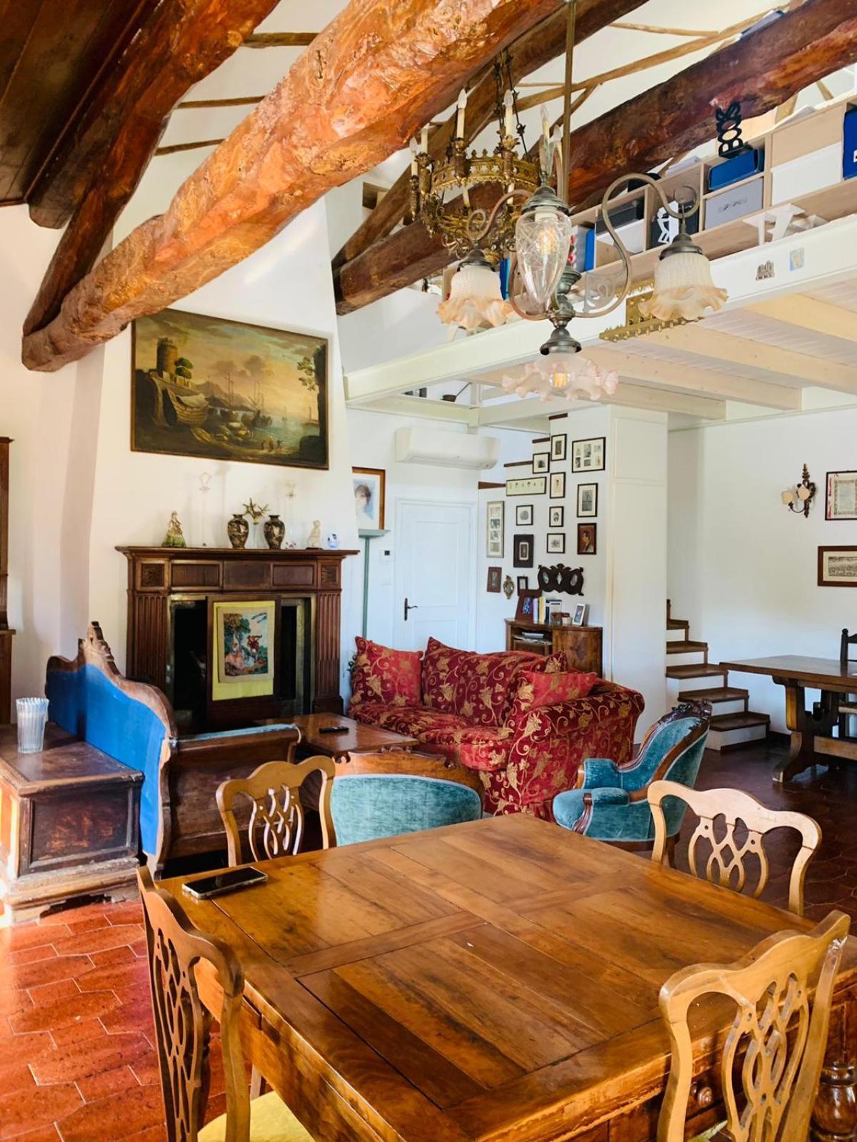 Quarto Di Villa Granarolo dell'Emilia Luaran gambar